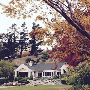 The Shan'S Lodge